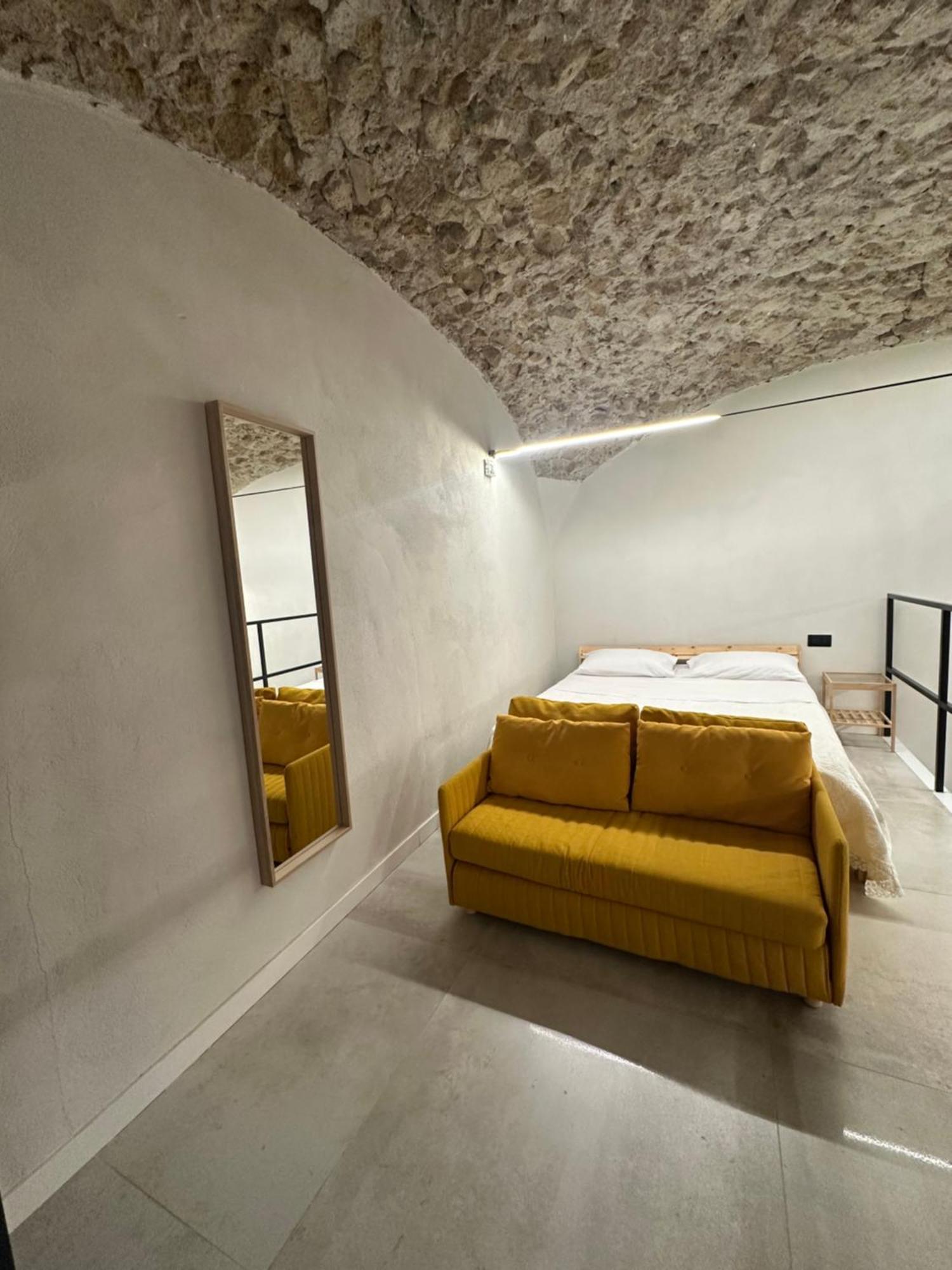 לינה וארוחת בוקר נאפולי Casa Antonia מראה חיצוני תמונה